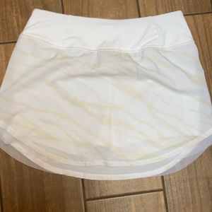 Calia skort, size large, NWOT white and cream